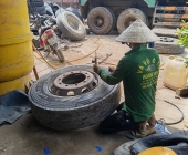 VÁ VỎ Ô TÔ LƯU ĐỘNG BẾN LỨC 