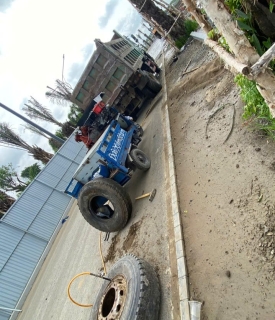 Vá vỏ ô tô lưu động HOÀNG SANG-Hỗ trợ tận nơi -giá rẻ -nhiet tình 