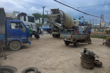 VÁ VỎ UY TÍN NHẤT TẠI ẤP THANH HIỆP BẾN LỨC 