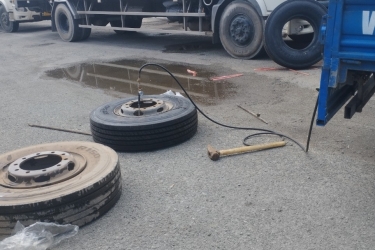 THAY LỐP XE TẢI LONG AN - ALO NGAY 0966 554 842